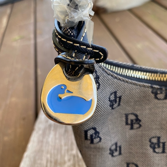 Dooney & Bourke Navy Signature Bucket Bag - Picture 3 of 9